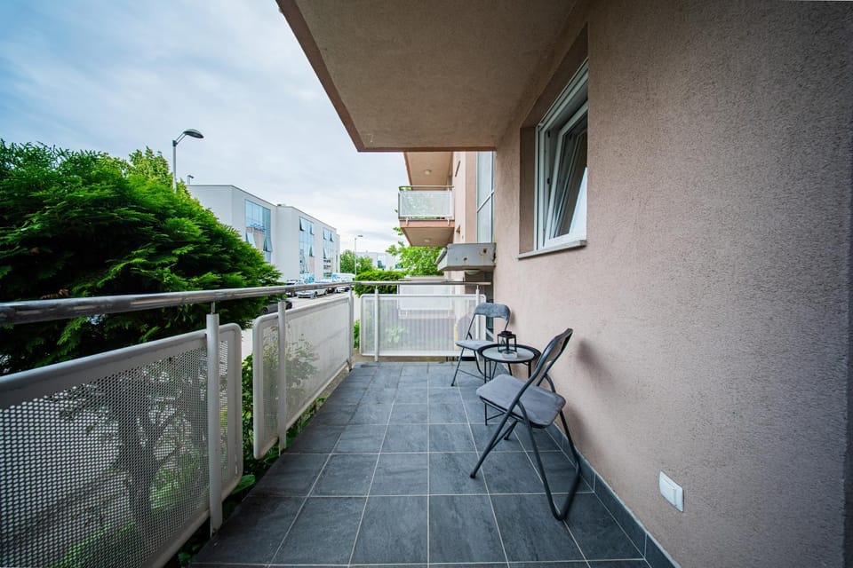 Property building, View (from property/room), Balcony/Terrace, Seating area