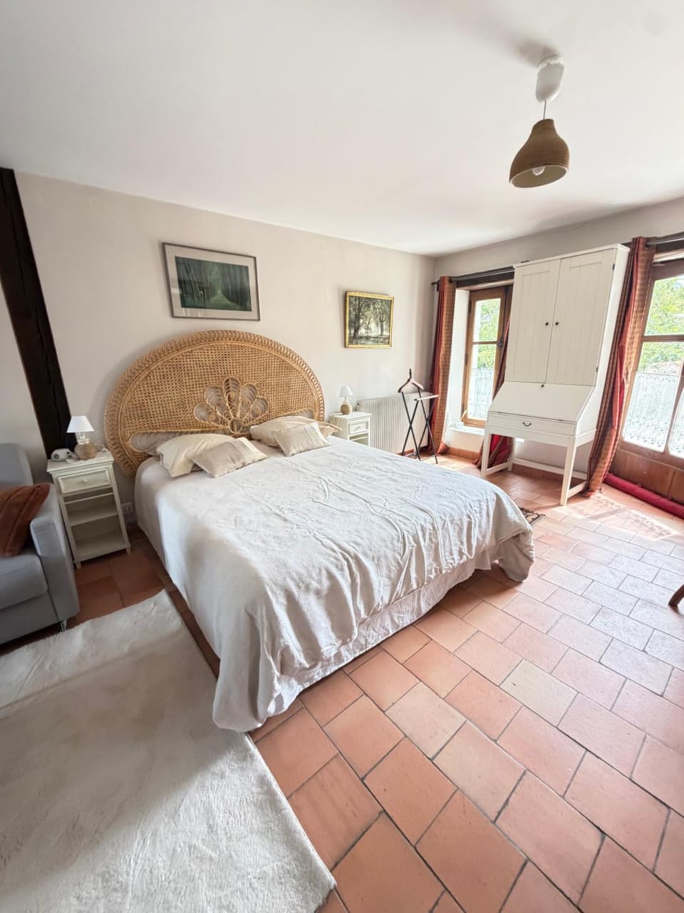 Nid douillet, grande piscine et voie verte Bed and Breakfast in Centre-Val de Loire