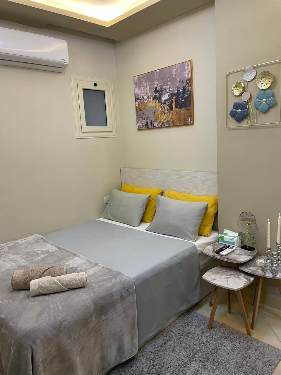 Bed, Bedroom, air conditioner