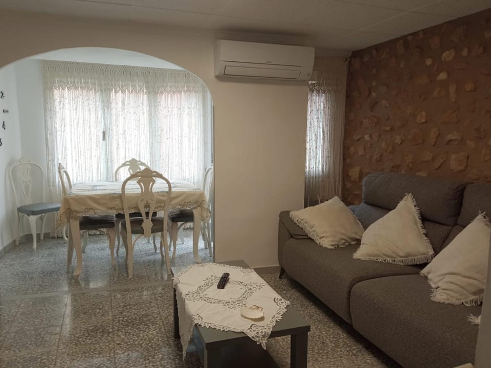 Communal lounge/ TV room, Game Room, Living room, Dining area