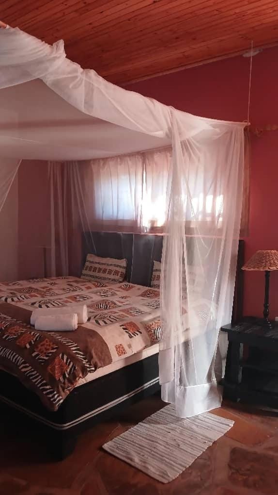 Toko-Eco-Lodge, Kamanjab Nature lodge in Namibia