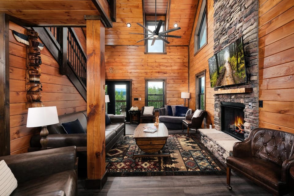 Saving Grace Where the Mountains Save the Day Chalet in Pigeon Forge