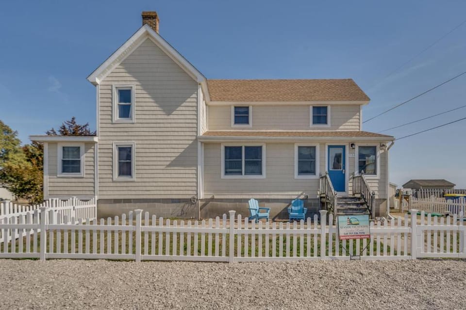 K and S Paradise House in Chincoteague Island