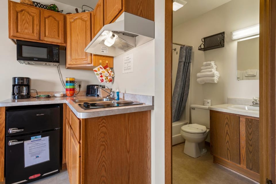 Assateague Inn 205-S Apartment in Chincoteague Island
