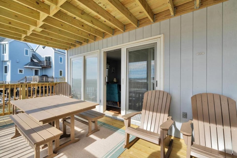 Patio, Day, Balcony/Terrace, Seating area, Sea view