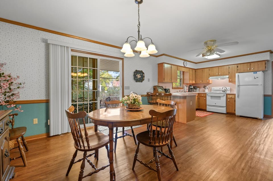 Island Sage House in Chincoteague Island