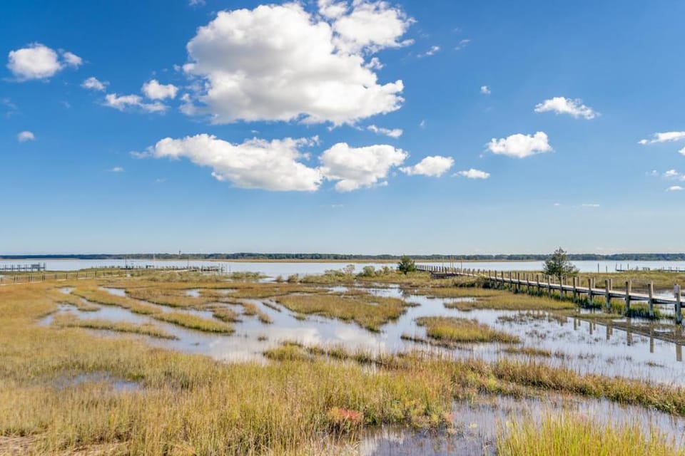 Pony Swim Crossing House in Chincoteague Island