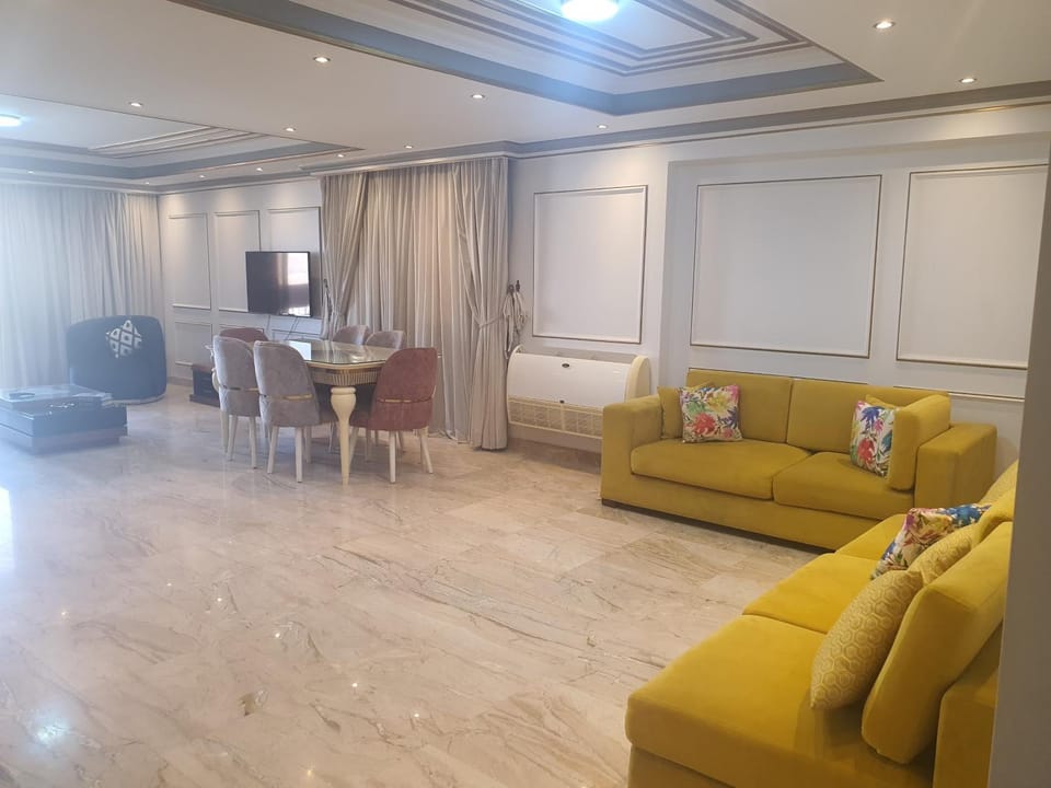 Cairona Properties - The Palace Apartment in Cairo Governorate