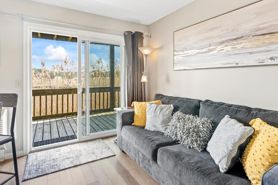 Assateague Inn 104-S Apartment in Chincoteague Island