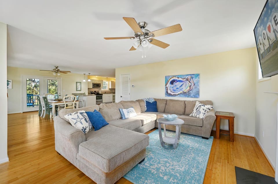 Teal Cottage House in Chincoteague Island