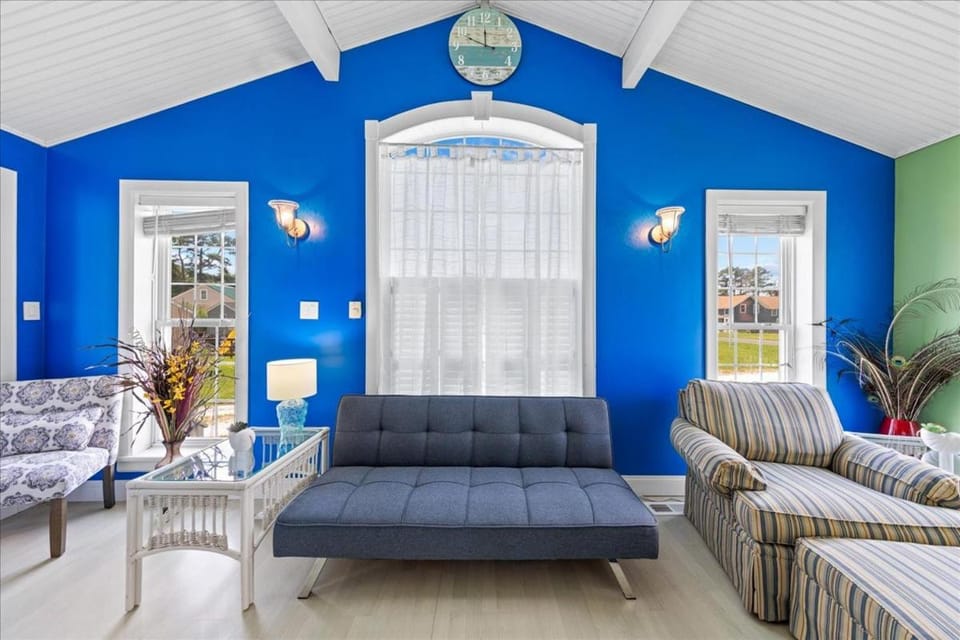 Deja Blue House in Chincoteague Island