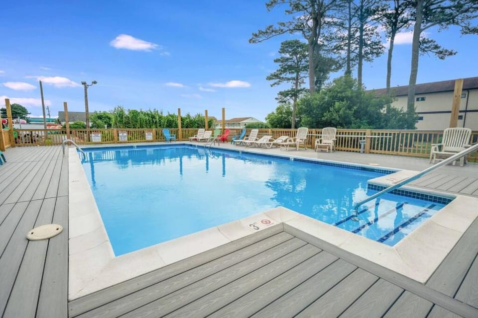 Assateague Inn 213-2R Apartment in Chincoteague Island