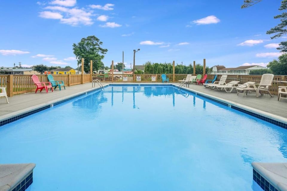 Assateague Inn 204-S Apartment in Chincoteague Island
