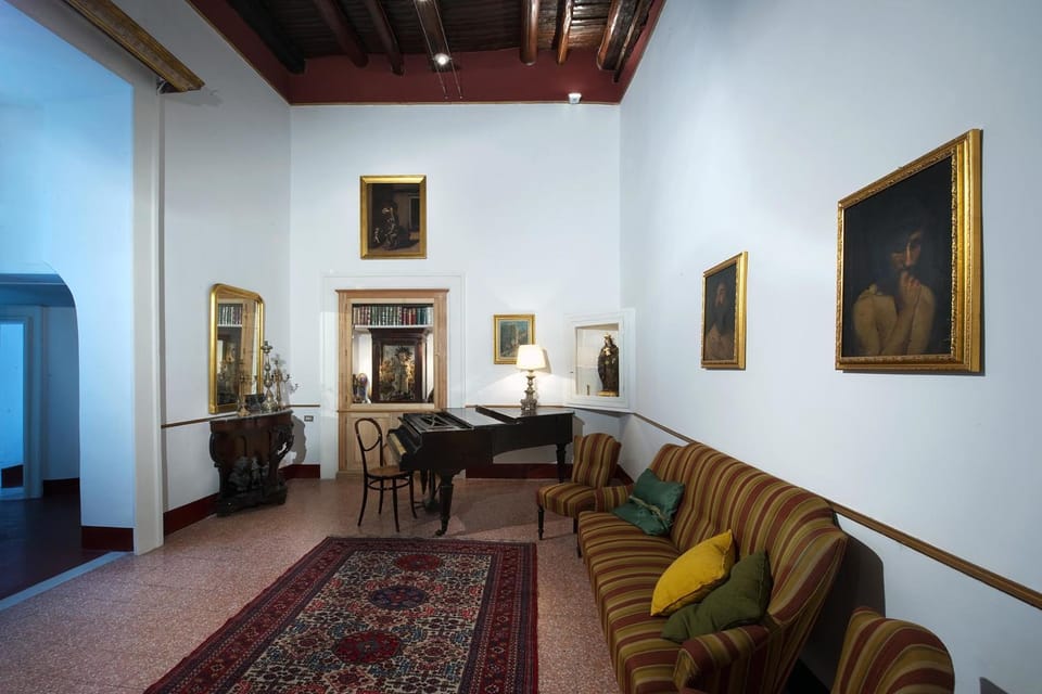 Lounge or bar