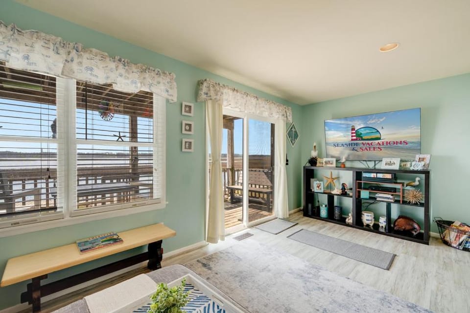 Lighthouse Pointe House in Chincoteague Island