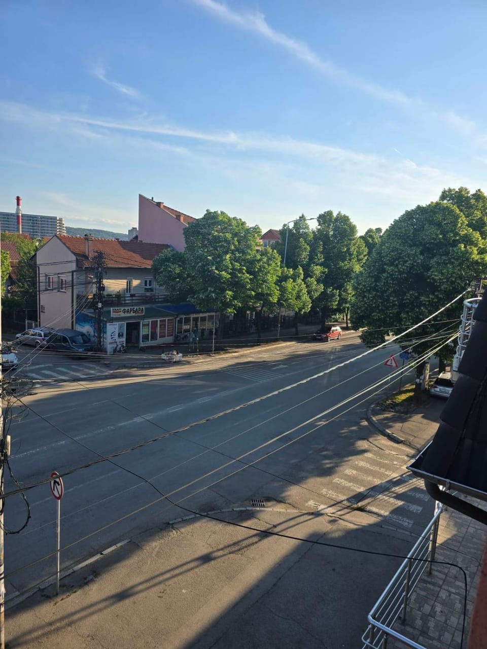 Neighbourhood, Street view, Location