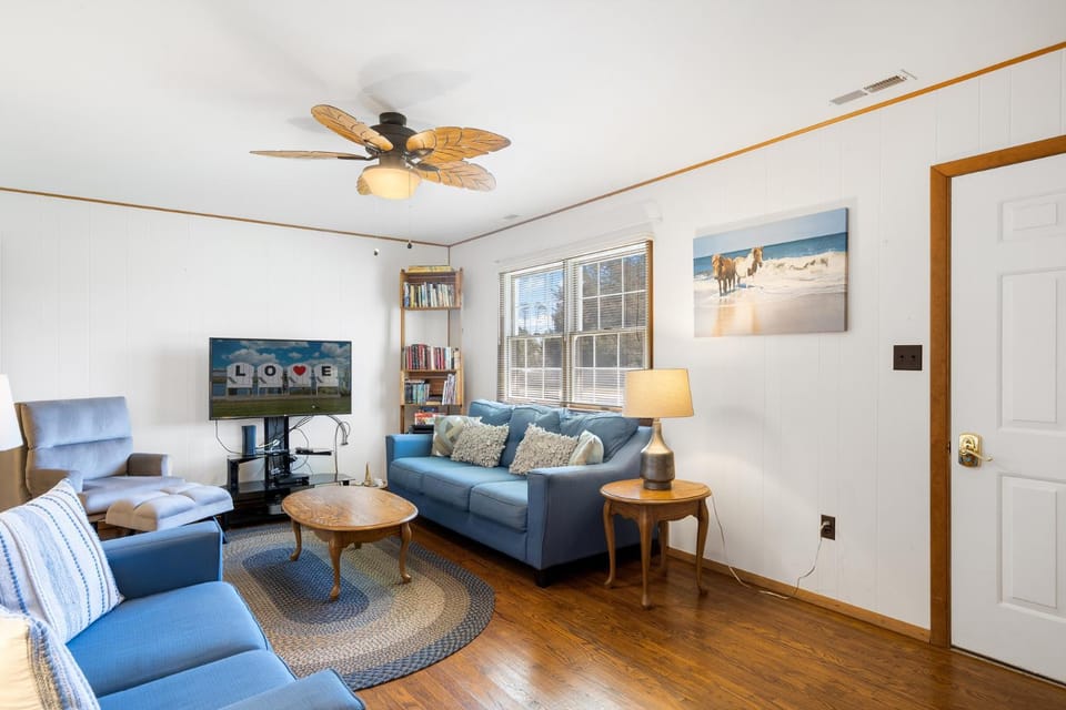 Beach Pines House in Chincoteague Island