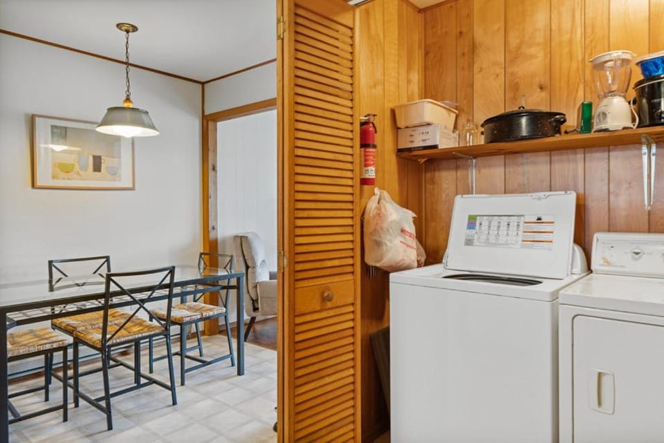 Beach Pines House in Chincoteague Island