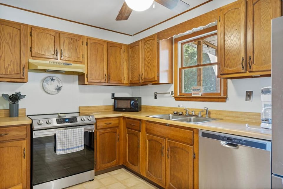 Beach Pines House in Chincoteague Island