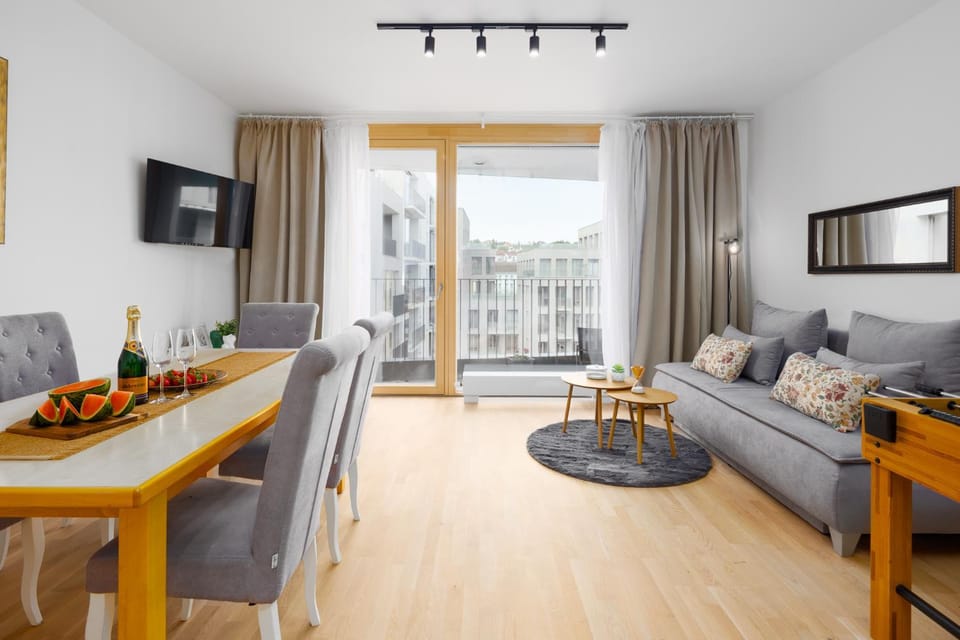 View (from property/room), Seating area, Dining area, kitchen