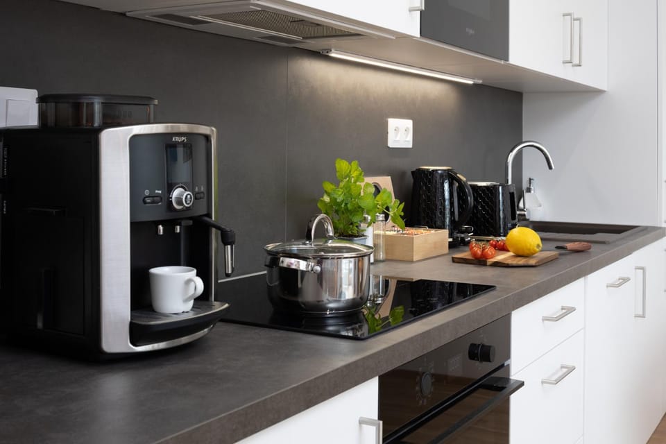 microwave, oven, kitchen