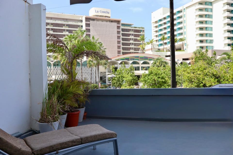 Condado Terrace Apartment by the beach Apartment in San Juan