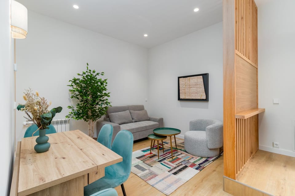 TV and multimedia, Living room, Dining area