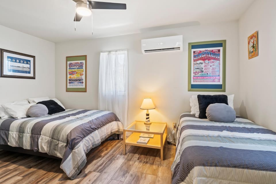 Channel View Charmer House in Chincoteague Island