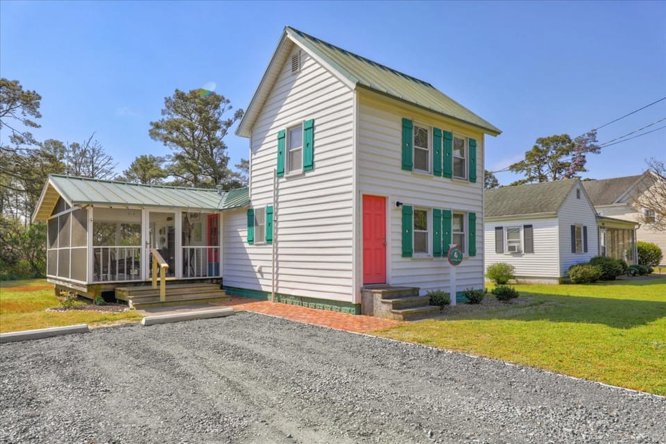 Love and Luck House in Chincoteague Island