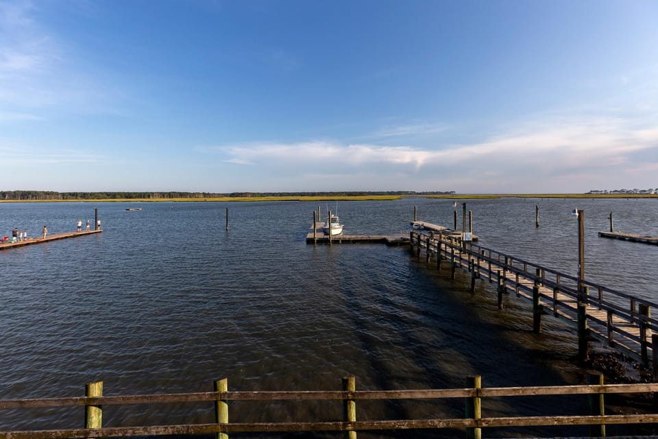 Sunrise Serenade Apartment in Chincoteague Island