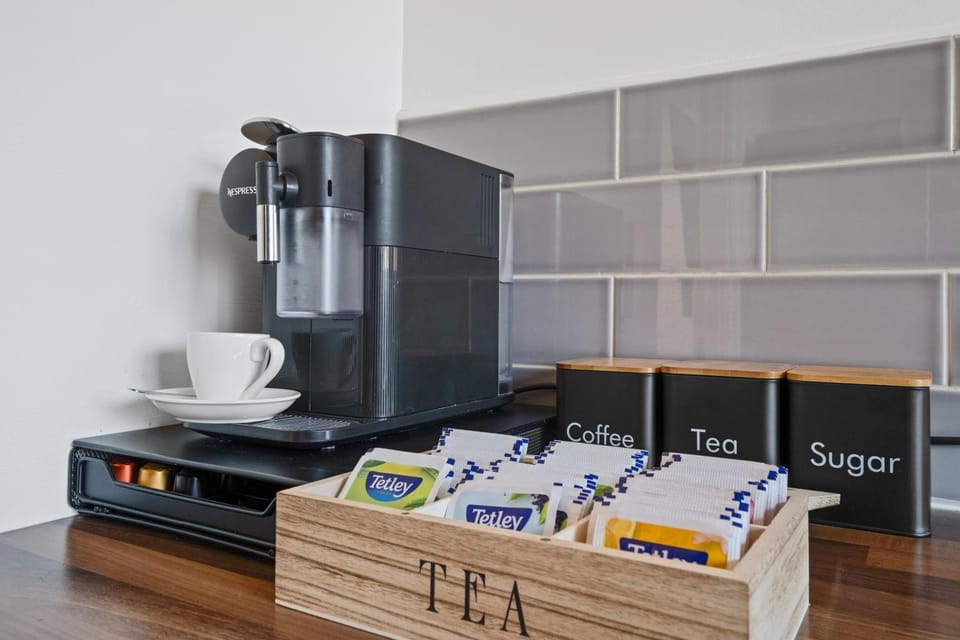 Coffee/tea facilities, Kitchen or kitchenette