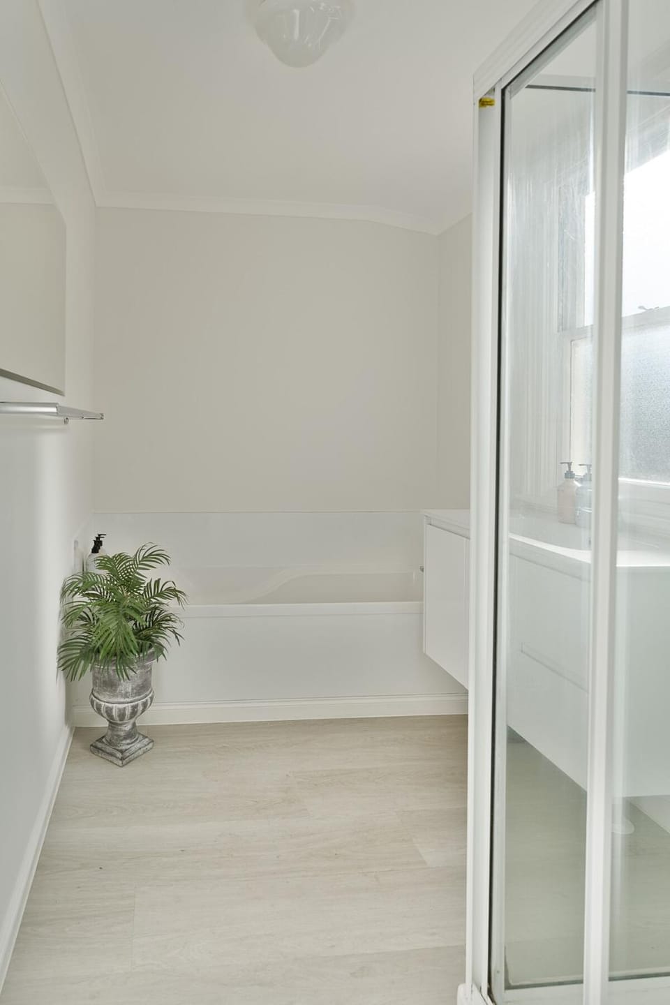 Walk To City & Hospital House in Launceston