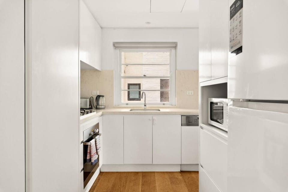 Kitchen or kitchenette, Other, dishwasher, oven, stove, toaster