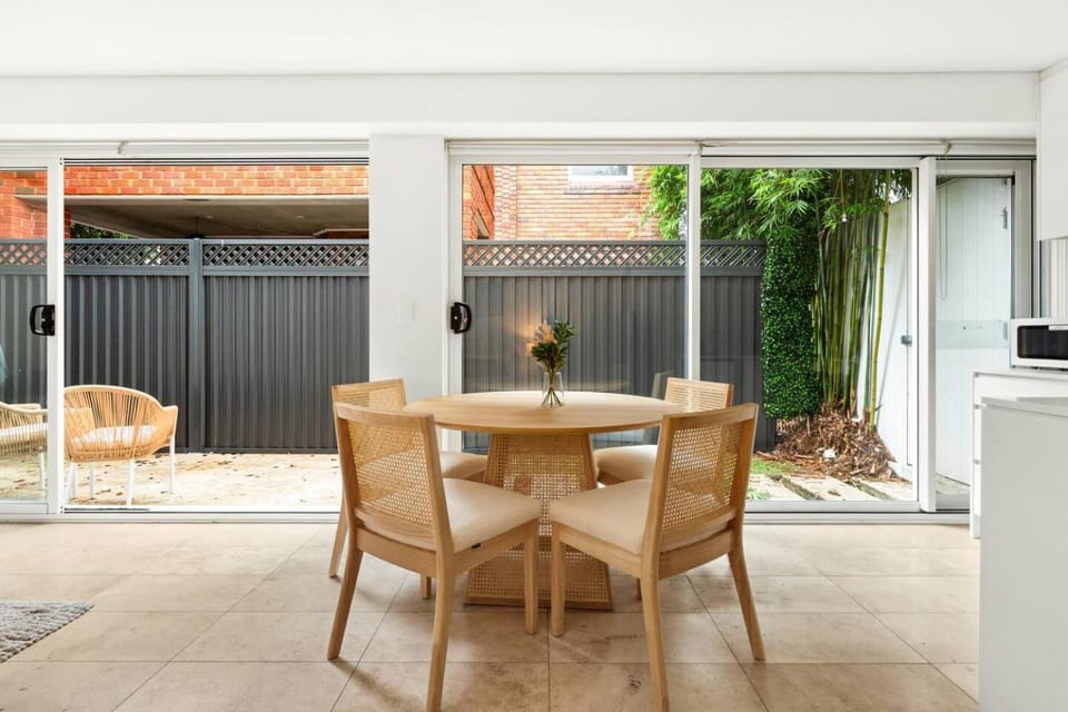 Other, Dining area