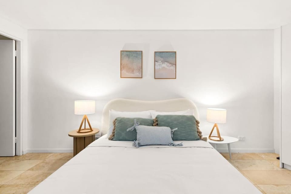 Bed, Other