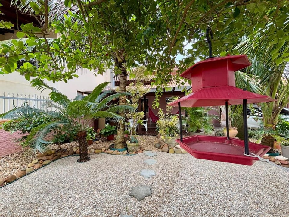 Garden, Garden