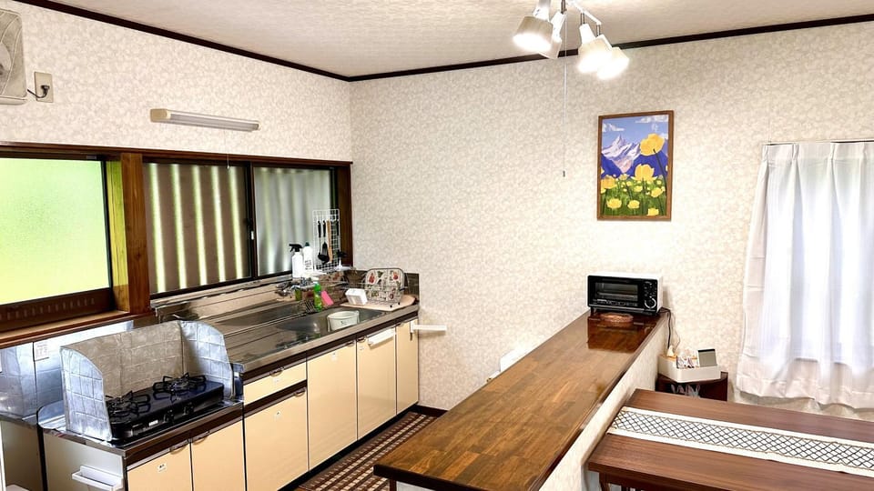 Kitchen or kitchenette, kitchen