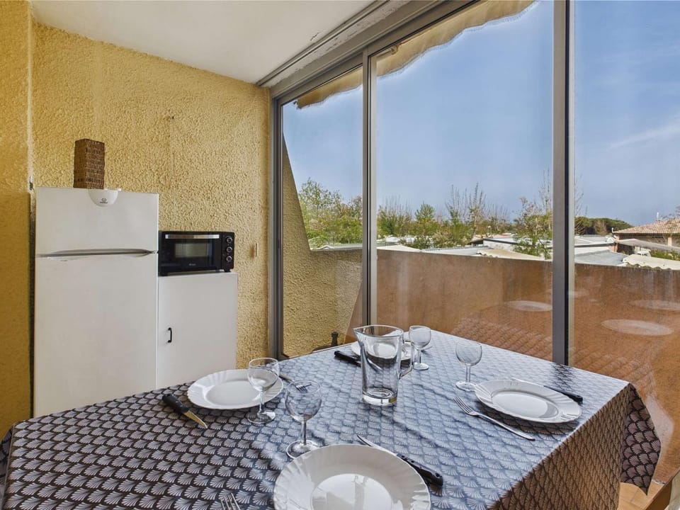 Studio cabine 4 pers, véranda, parking privé - Marseillan-Plage - FR-1-326-854 Cabin in Marseillan