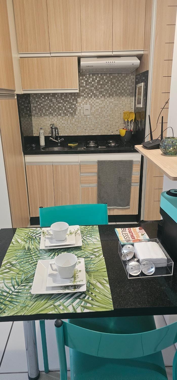 Kitchen or kitchenette, Dining area, stove