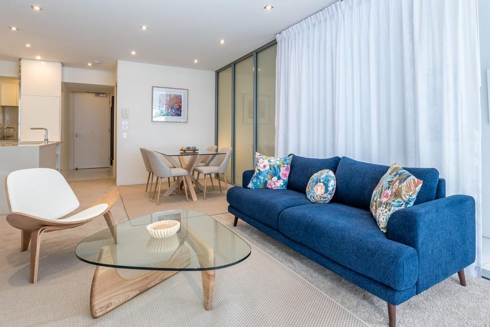 WaterEdge West End Retreat Apartment in Brisbane