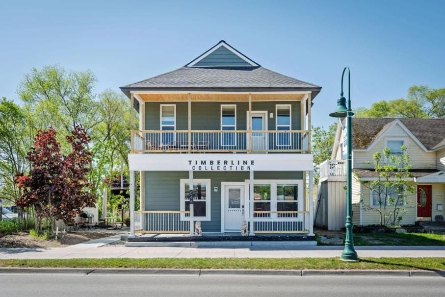 Timberline Flats Apartment in Traverse City