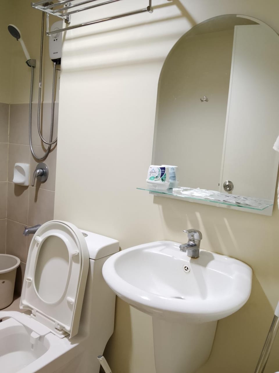 Moore HQ 1BEDROOM Avida Tower 2 Hotel in Cagayan de Oro