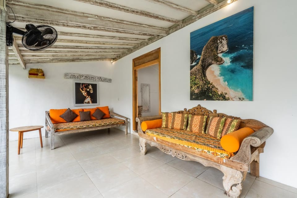 Balcony/Terrace, Seating area, Pool view