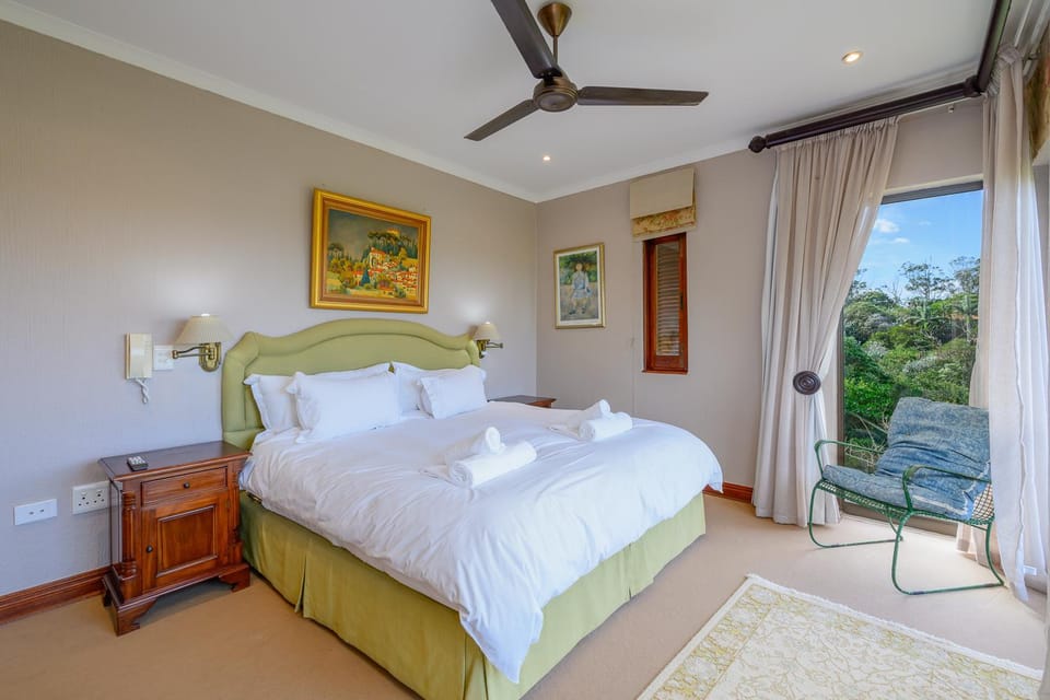 Bedroom, wardrobe, air conditioner