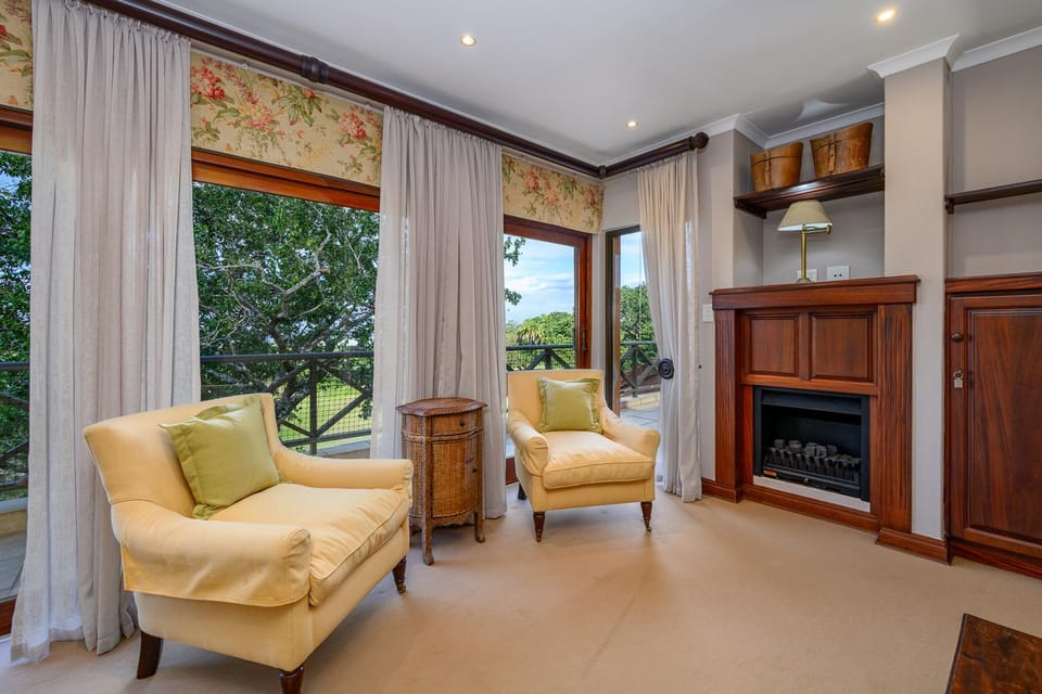 Seating area, Bedroom