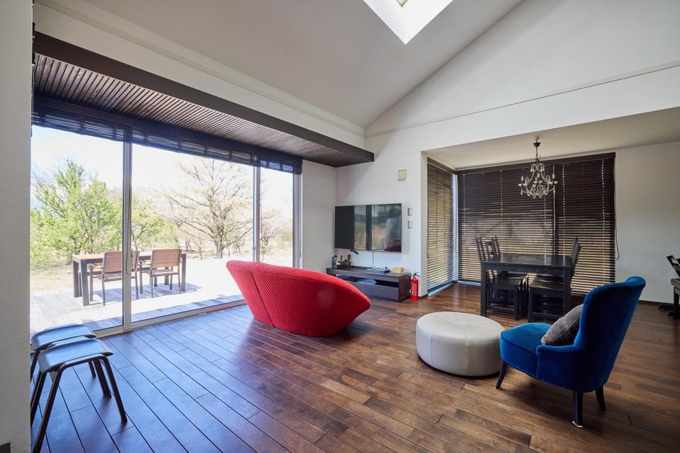 TV and multimedia, Living room, Seating area