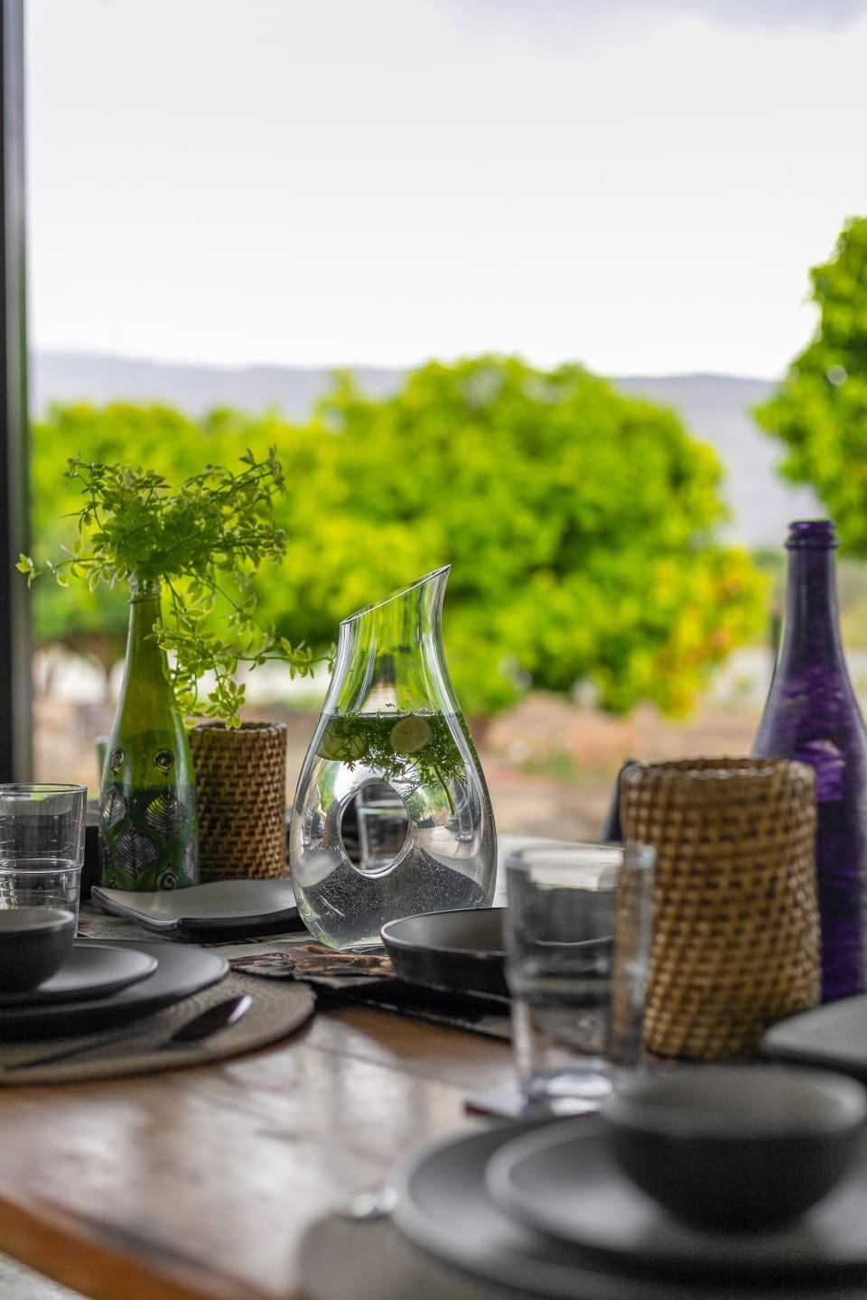 Day, Natural landscape, Food and drinks, Dining area, Food, Drinks