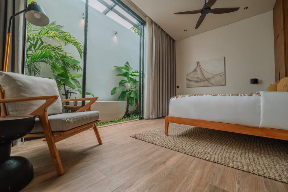 Bed, Bedroom, Garden view, Bath