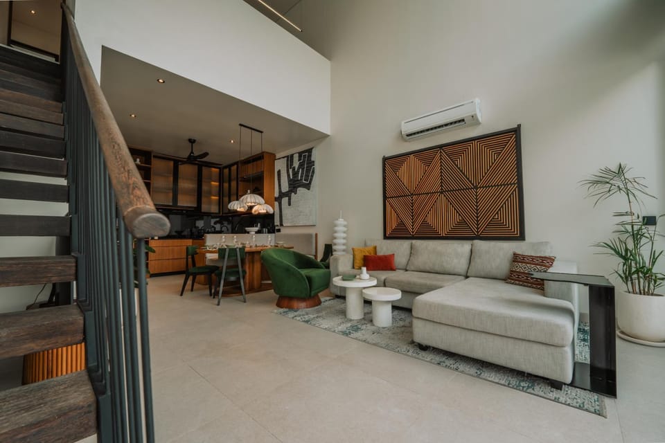 Living room, Dining area