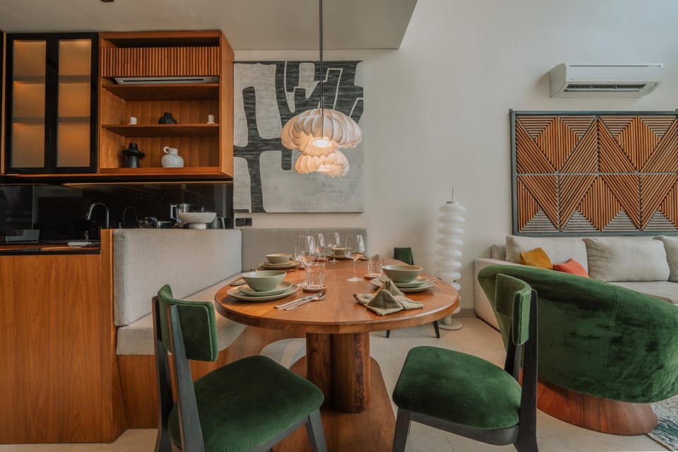 Kitchen or kitchenette, Dining area, microwave, oven, stove, kitchen, air conditioner
